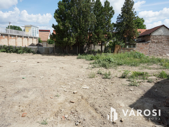Építési telek eladó Gyula belvárosában!