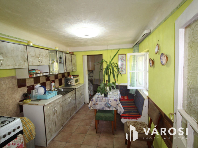 Tanya a város szélén