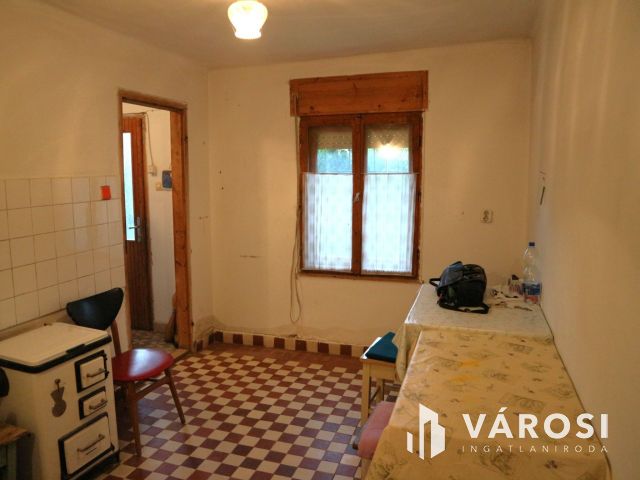 Hegyhátszentpéter gazdálkodásra és lakhatásra alkalmas eladó