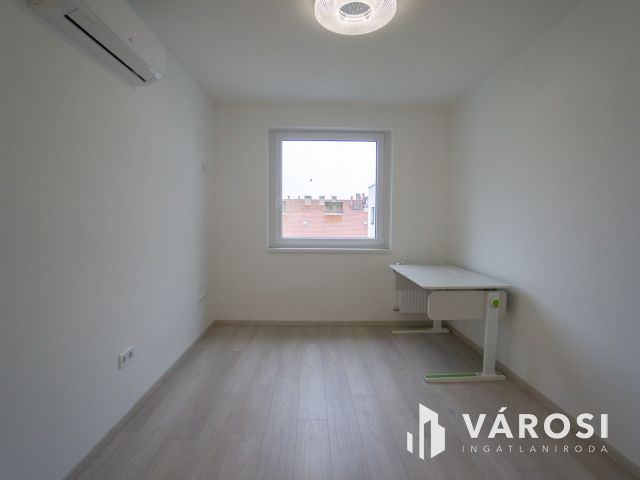 Belvárosi lakás, exkluzív házban