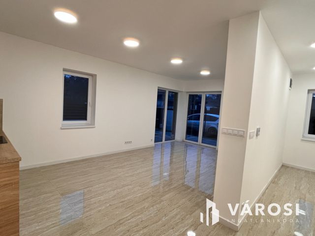 Modern ház családosoknak!