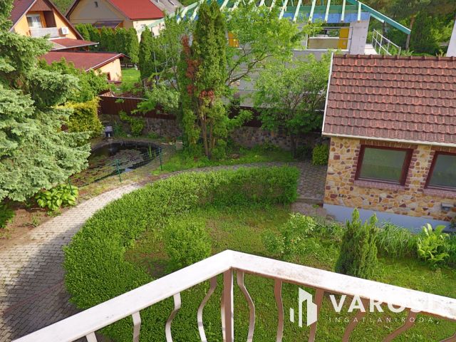 Igényes, pihenésre, összejövetelekre alkalmas családi ház!