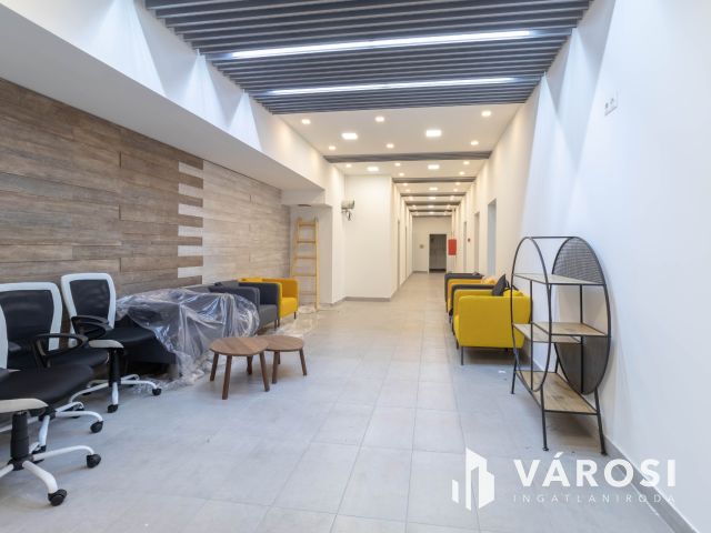 25 m2-es felszerelt, berendezett fogászati rendelő Újbudán