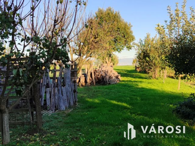 Átlagos állapotú, családi ház Sormáson