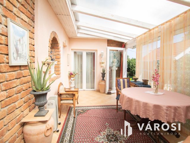 Gosztolában, beleszeretős ház új szerelmét várja!