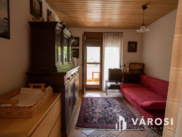 Gosztola hegyi ingatlan, szép nagy területtel eladó!