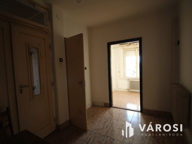 Jól alakítható ház a Szombathelyhez közeli Váton