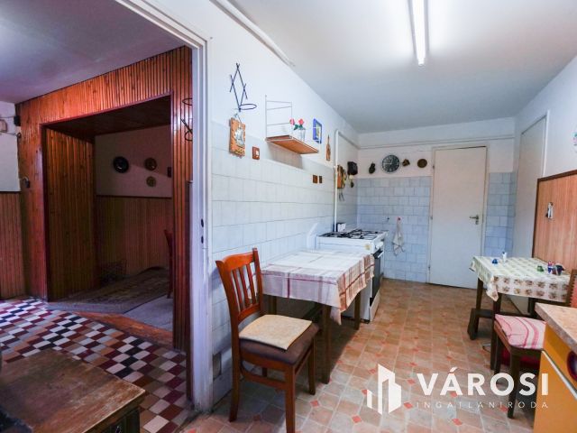 Remek elhelyezkedéssel Budaörsön!