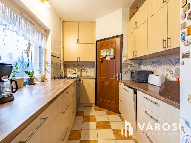 Családi ház Ürömön, akár három generációnak