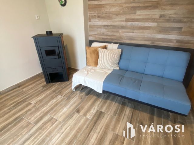 Felújított sorházi lakás Gicen