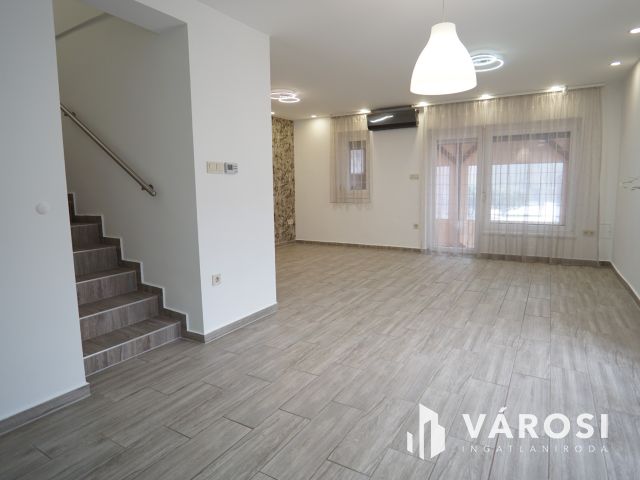 Minőségi, igényesen felújított Sorházi lakás!