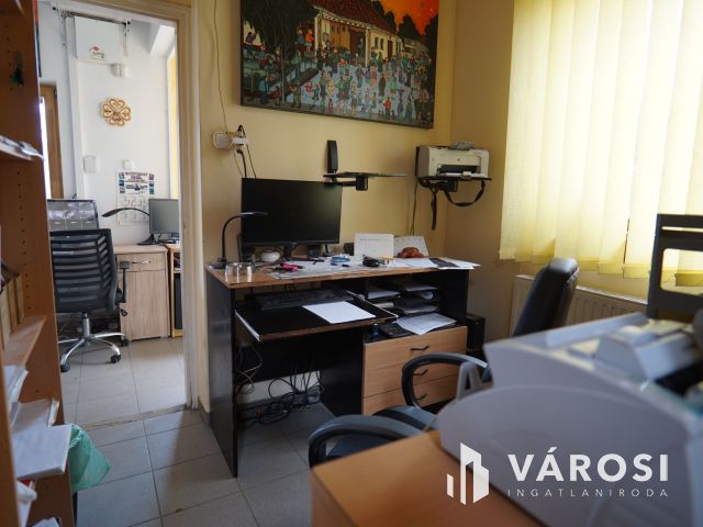 Jól működő vállalkozás eladó Bolttal és Telephellyel együtt!