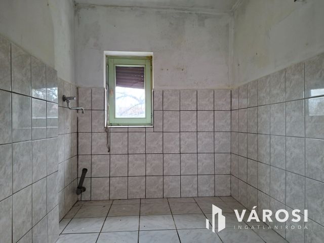 Panorámás kisház Felsőörs Kishegyen