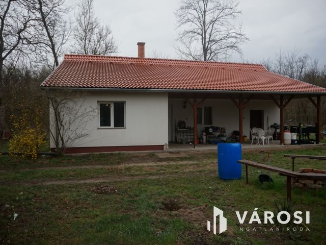 Erdőszéli tip-top tanya!