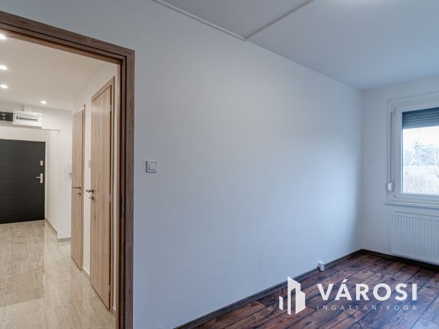 Három vagy négy szoba, és még teljes új, garanciával