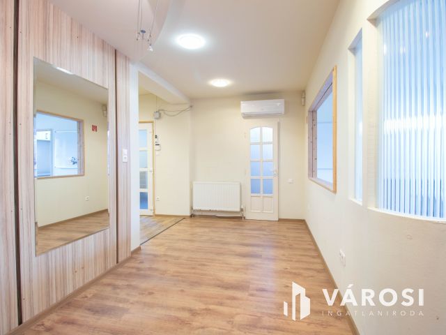 50 m2-es berendezett, klímás iroda kiadó a 18. kerületben