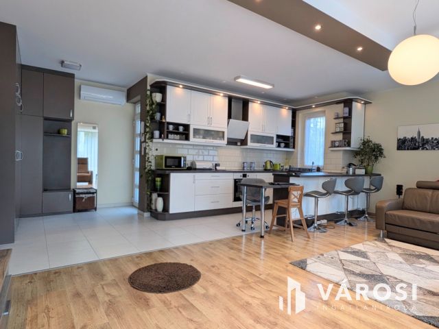 Mediterrán elegancia és zöld oázis Budatétényben